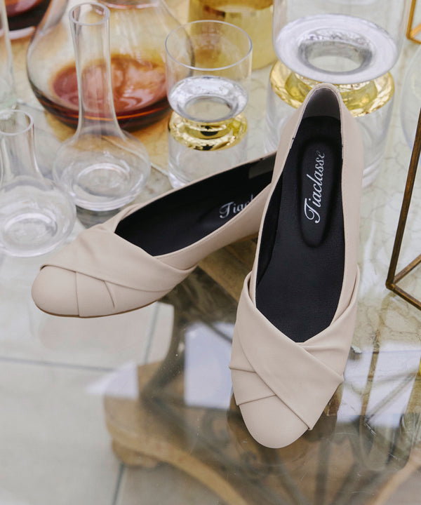 【安田美沙子さん着用 / アウトレット】捻りデザインパンプス