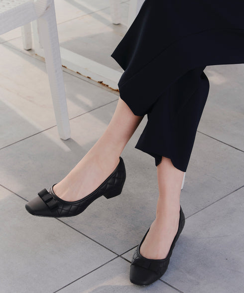 【安田美沙子さん着用 / アウトレット / 撥水】リボンキルトレインシューズ