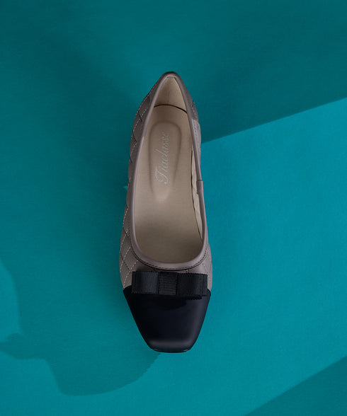 【安田美沙子さん着用 / アウトレット / 撥水】リボンキルトレインシューズ