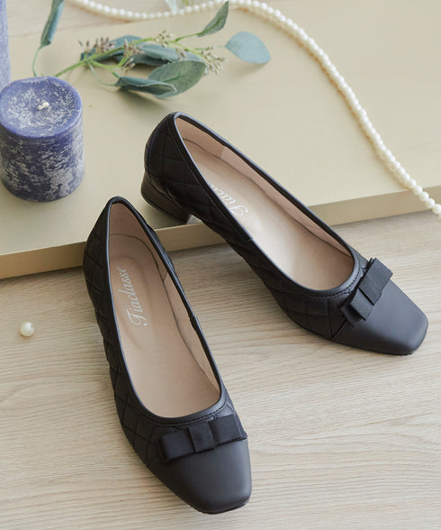 【安田美沙子さん着用 / アウトレット / 撥水】リボンキルトレインシューズ