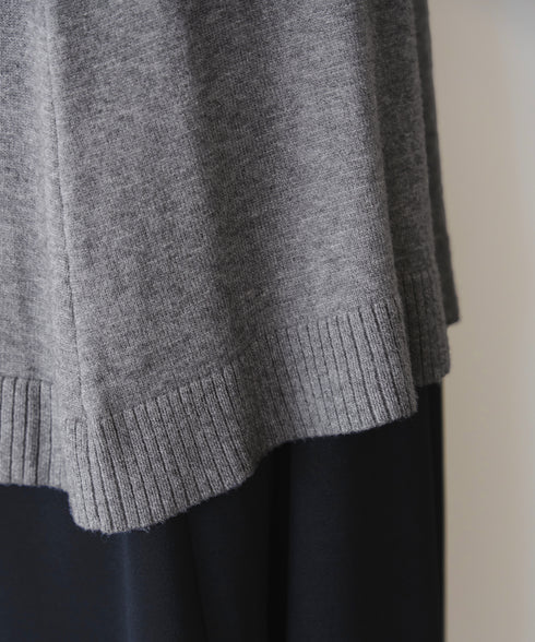 ラウンドネックミドル丈ニットカーディガン