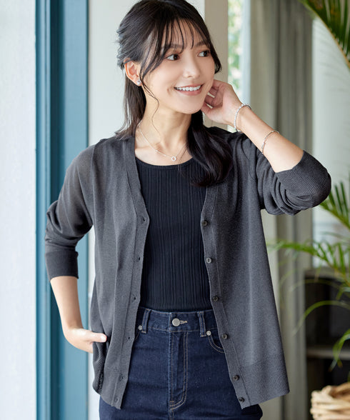 Vネックラメニットシアーカーディガン