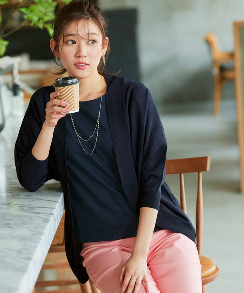 体型カバーも叶うドルマンニットカーディガン