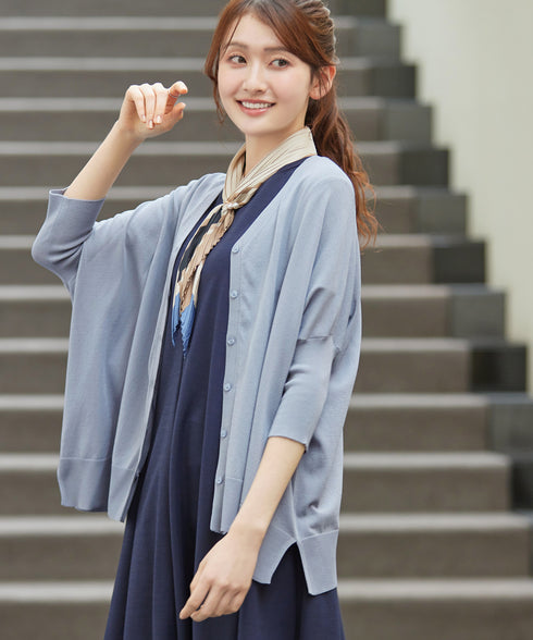 軽やかニットドルマンカーディガン