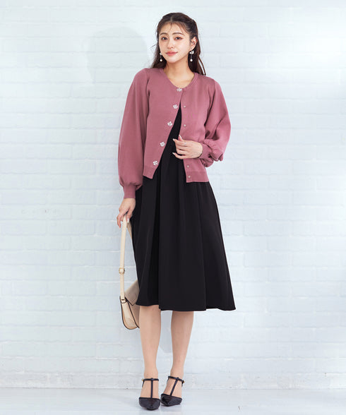 【新色追加】ビジューボタンニットカーデ