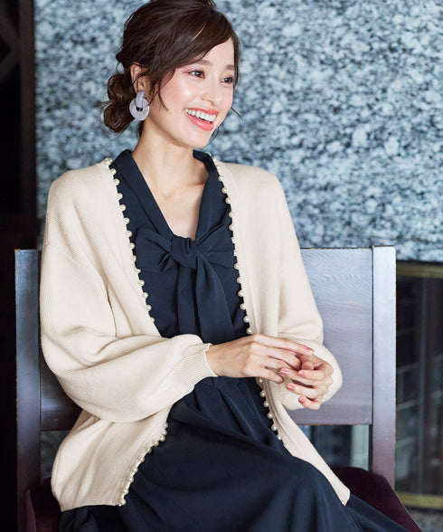 【アウトレット】パール付きパフスリーブカーディガン