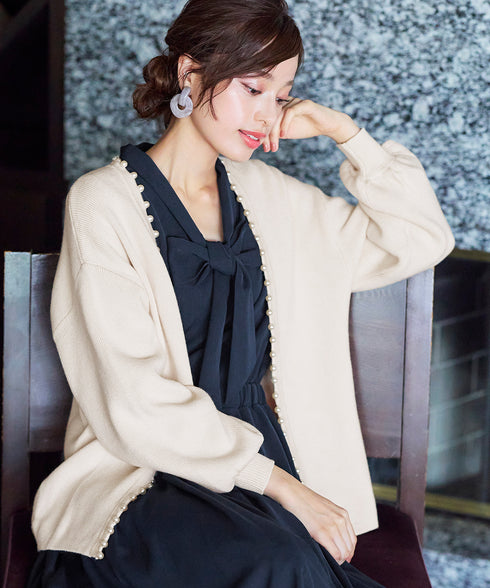 【アウトレット】パール付きパフスリーブカーディガン