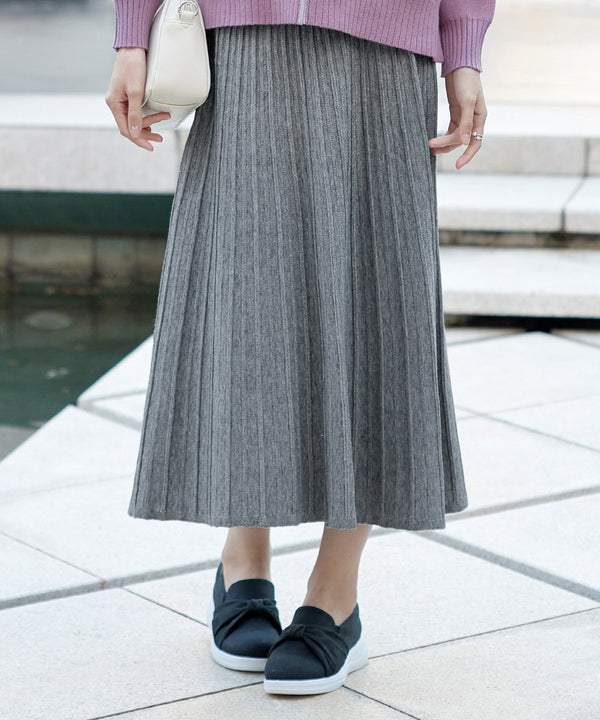 ラメニットスカート