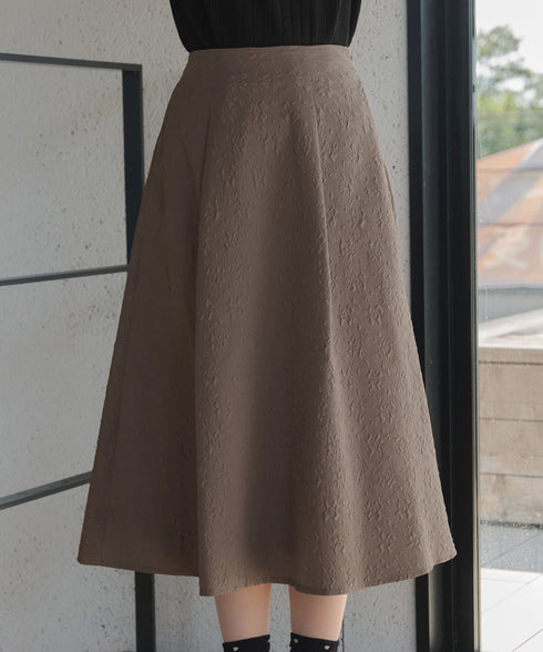 ふくれジャガードタックフレアスカート