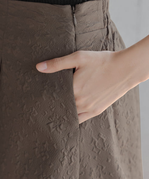 ふくれジャガードタックフレアスカート