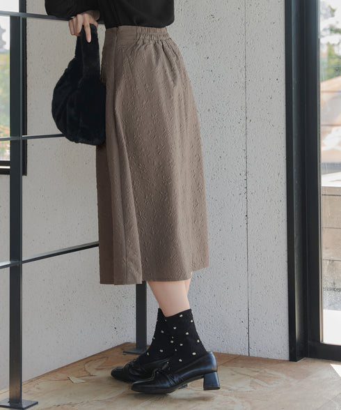 ふくれジャガードタックフレアスカート