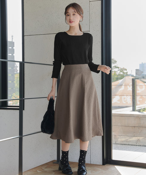 ふくれジャガードタックフレアスカート