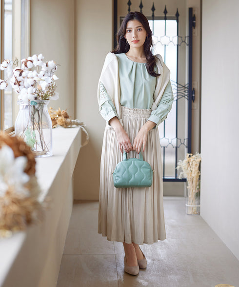 【安田美沙子さん着用】ヴィンテージサテンプリーツスカート