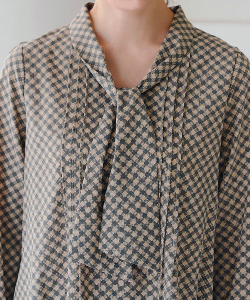 ボウタイチュニック