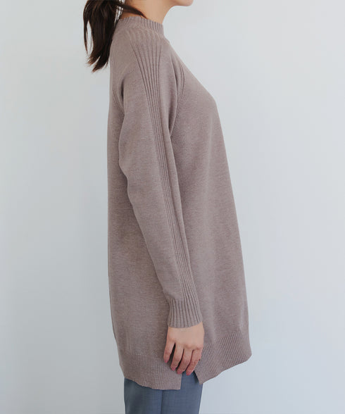 【安田美沙子さん着用 / 選べる2type】ボタンニットチュニック