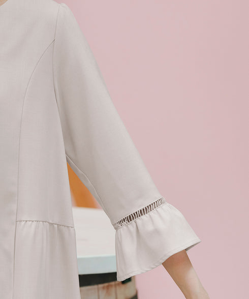 はしごレースフレアスリーブチュニックブラウス