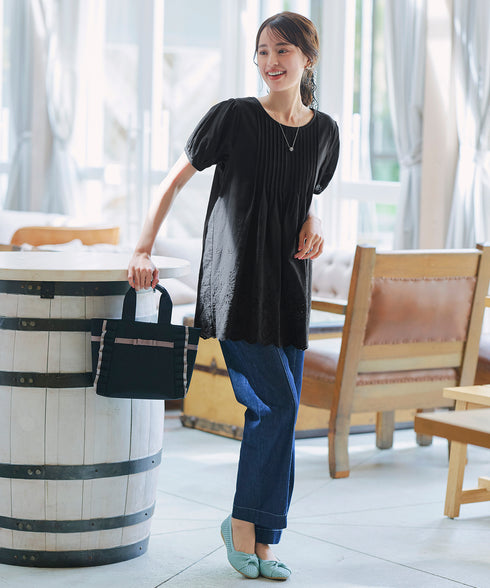 パンチングレースピンタックチュニックブラウス