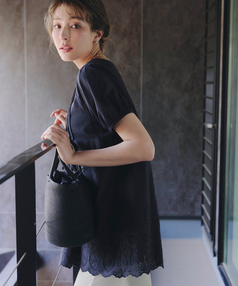 パンチングレースピンタックチュニックブラウス