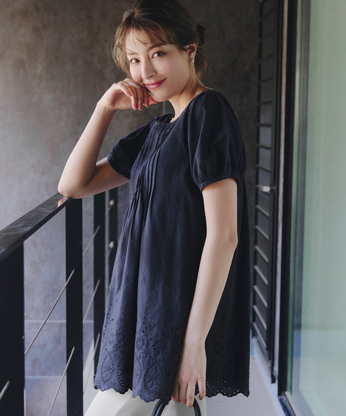 パンチングレースピンタックチュニックブラウス