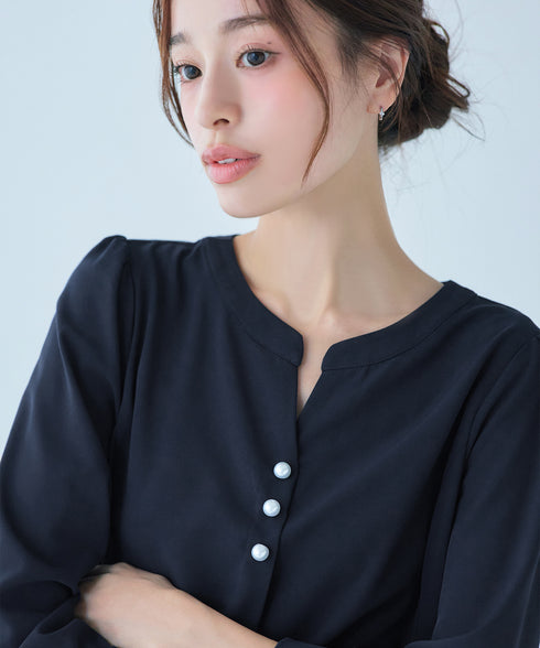 スキッパー襟パール付きチュニック