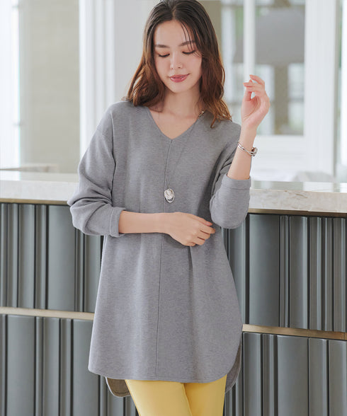 【安田美沙子さん着用】シンプルできれいシルエット、ラウンドヘムニットチュニック