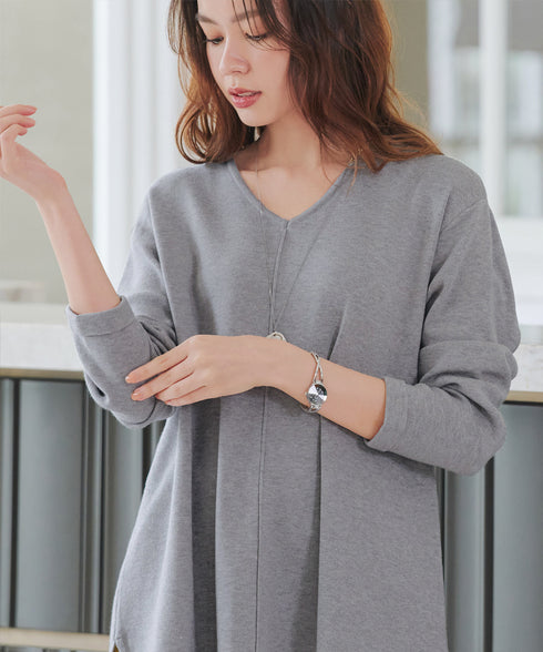 【安田美沙子さん着用】シンプルできれいシルエット、ラウンドヘムニットチュニック