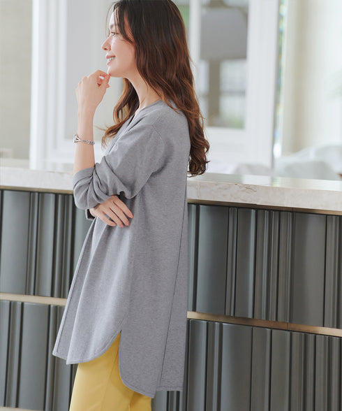 【安田美沙子さん着用】シンプルできれいシルエット、ラウンドヘムニットチュニック