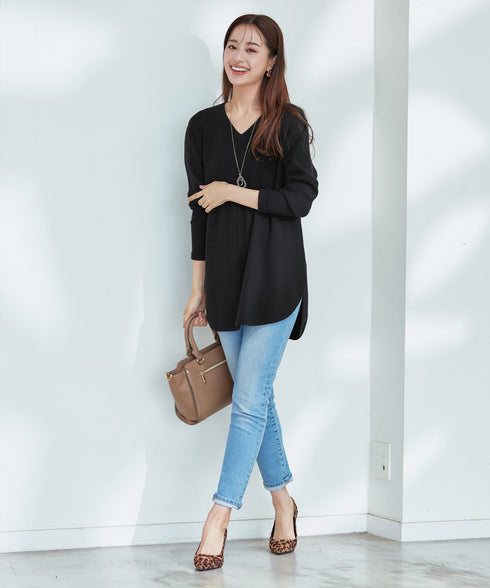 【安田美沙子さん着用】シンプルできれいシルエット、ラウンドヘムニットチュニック