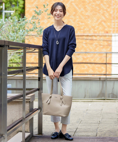 【安田美沙子さん着用】シンプルできれいシルエット、ラウンドヘムニットチュニック