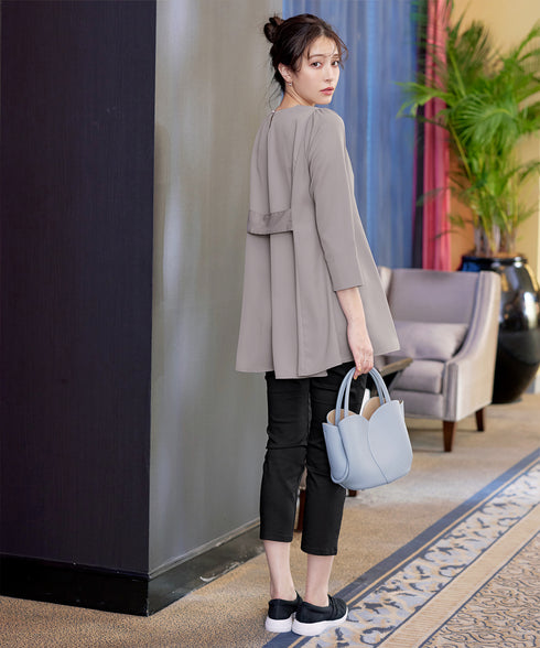 【小倉優子さん着用・選べる袖TYPE】バックフレアチュニックブラウス