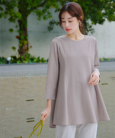 【小倉優子さん着用・選べる袖TYPE】バックフレアチュニックブラウス