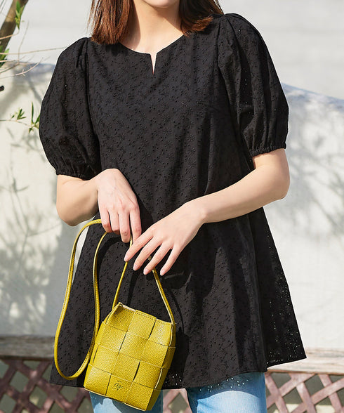 【2TYPE/総レース・袖レース】パンチングレースパフスリーブチュニックブラウス