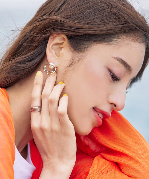 捻じりフープパール付きピアス