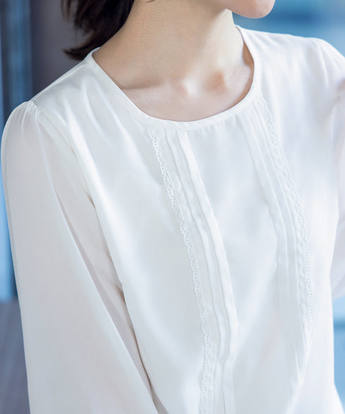 ピンタックレースブラウス