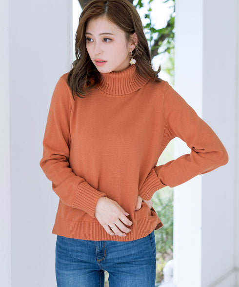 もっちり柔らかいリブタートルプルオーバーニット