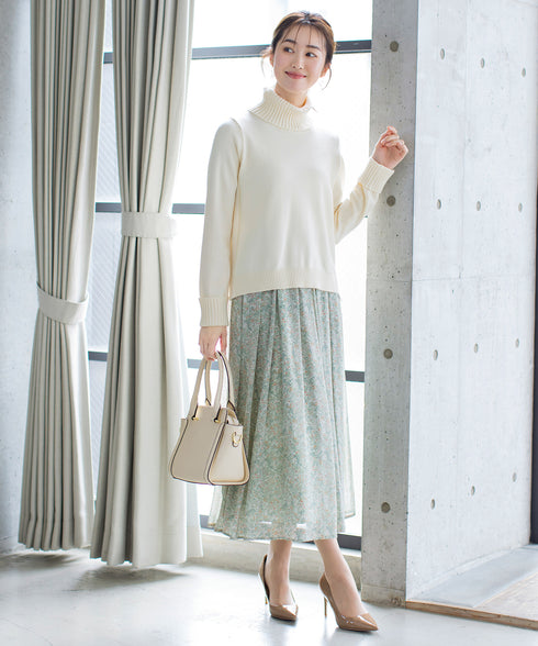 もっちり柔らかいリブタートルプルオーバーニット