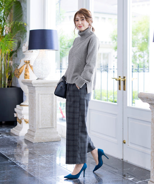 もっちり柔らかいリブタートルプルオーバーニット