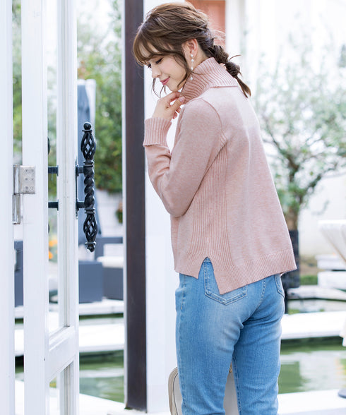 もっちり柔らかいリブタートルプルオーバーニット