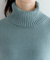もっちり柔らかいリブタートルプルオーバーニット