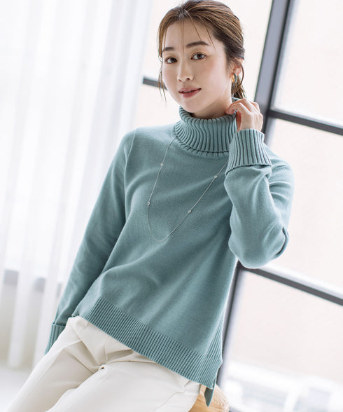 もっちり柔らかいリブタートルプルオーバーニット