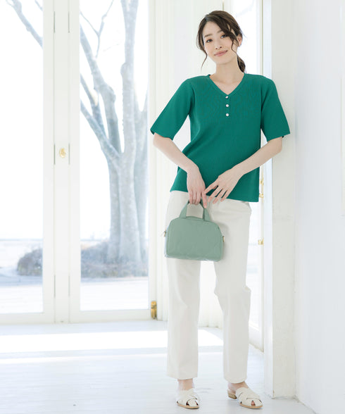 【アウトレット】Vネックボタンニットトップス