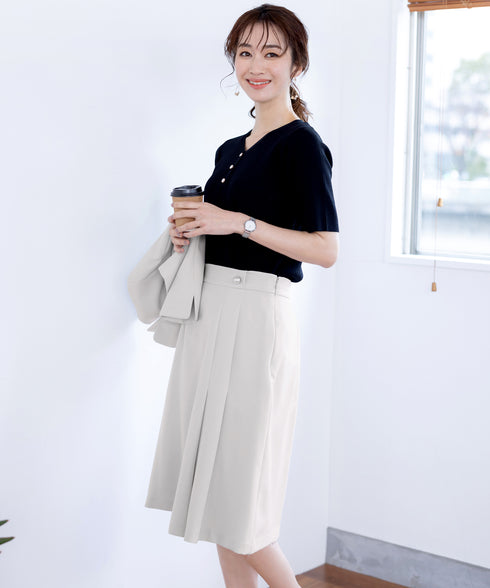 【アウトレット】Vネックボタンニットトップス