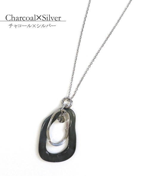 【安田美沙子さん着用 / 日本製】ストレスフリーの着け心地の変形マーブルモチーフネックレス