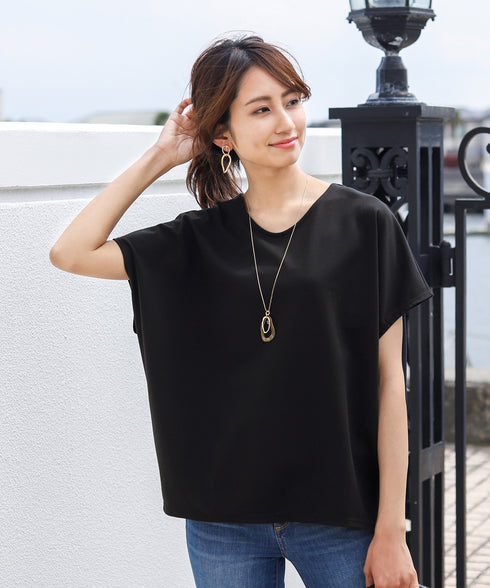 【安田美沙子さん着用 / 日本製】ストレスフリーの着け心地の変形マーブルモチーフネックレス