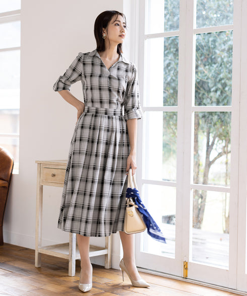 【アウトレット】小顔効果も期待できるスキッパーシャツワンピース